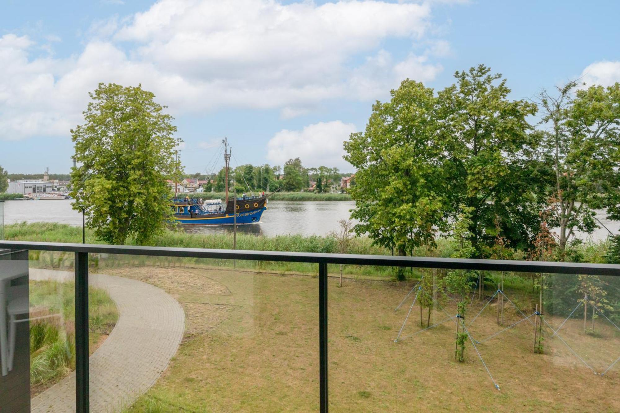 Lux Wellness Resort Apartments By The River By Renters Prestige Dziwnów Extérieur photo